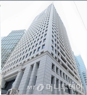 서울 중구에 위치한 올리브타워 전경.