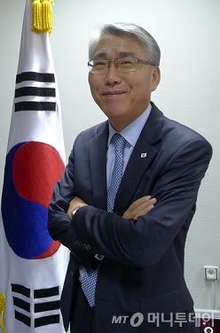 이욱헌 주우즈벡 대사. / 사진=임상연