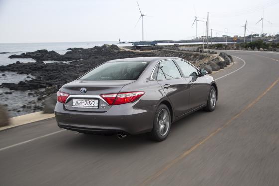 2015 올 뉴 스마트 캠리 주행모습/사진제공=한국토요타