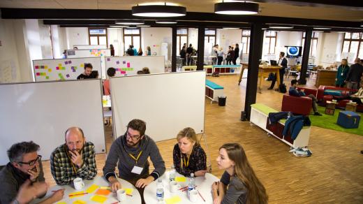 독일 하이델베르크에 있는 SAP 혁신센터 '앱하우스'의 워크숍룸. 기업인, 학생, 공무원 등 다양한 분야의 사람들이 자유로운 분위기에서 문제해결 및 신사업 아이디어 발굴을 위한 프로젝트를 진행하고 있다./사진제공=SAP