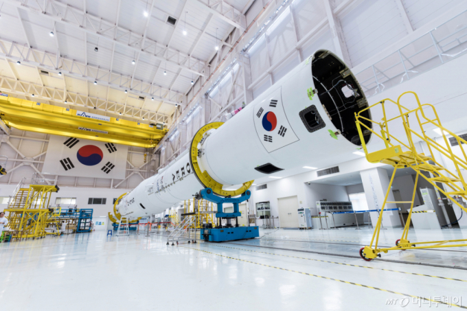오태석 우주청장, 누리호 5차 발사 앞둔 나로우주센터 '최종 검토'