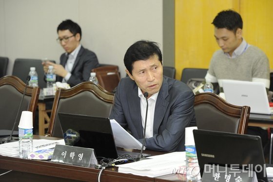 국회 정무위원회 소속 이학영 새정치민주연합 의원/ 사진=뉴스1