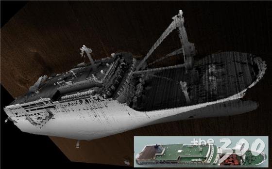 세월호 우현 모습. 한국해양과학기술원은 손상된 부분이 거의 없다고 발표했다/ 사진제공=김우남 의원실