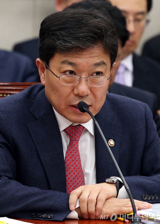 윤상직 산업통상자원부장관/사진=뉴스1