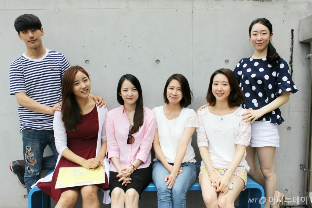 지난 20일 한빛맹학교에서 봉사활동을 한 책누나프로젝트/사진제공=책누나프로젝트