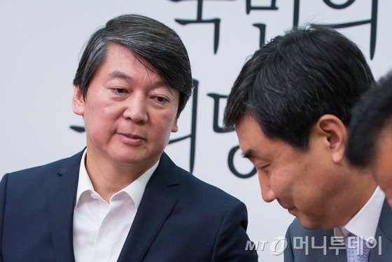 "이종걸 대표님, 너무 유승민 대표 좋아하시는거 아닙니까...?"