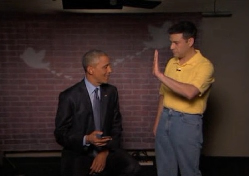 자신의 청바지 스타일을 확인한 오바마의 '썩소' /사진=ABC방송 캡처