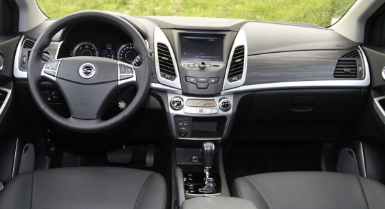 코란도C 2.2 LET 실내모습/사진제공=쌍용차