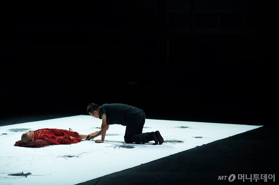 차이밍량의 '당나라 승려' 공연의 한 장면. /사진제공=국립아시아문화전당