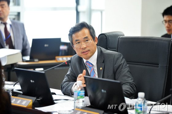 김승남 새정치민주연합 의원/사진=뉴스1