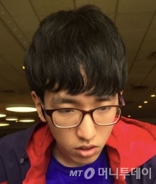 황성윤씨