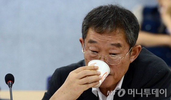 새정치민주연합 이용득 최고위원/사진=뉴스1