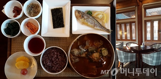 한식당 '수라'(오른쪽)에서 조식으로 나온 '사골 우거지 갈비탕'(왼쪽)/사진=김유경기자