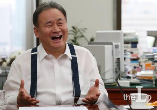 2016.01.14 이상민 국회 법사위원장 인터뷰/사진=머니투데이