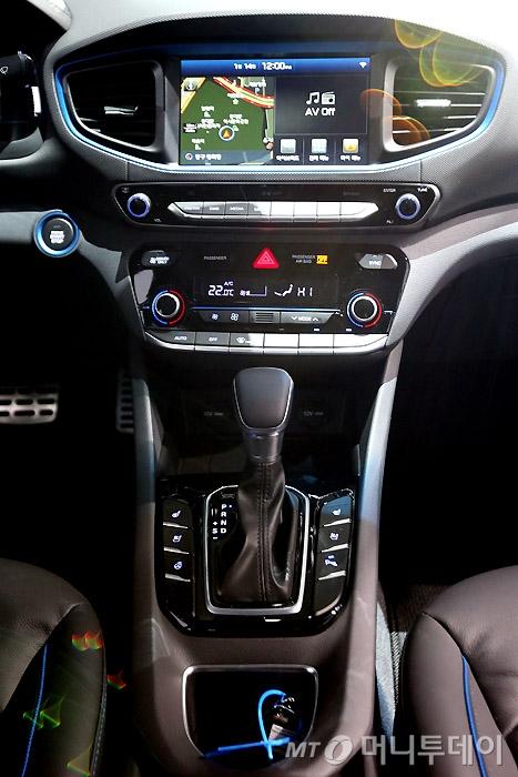 아이오닉 실내모습/사진=홍봉진 기자