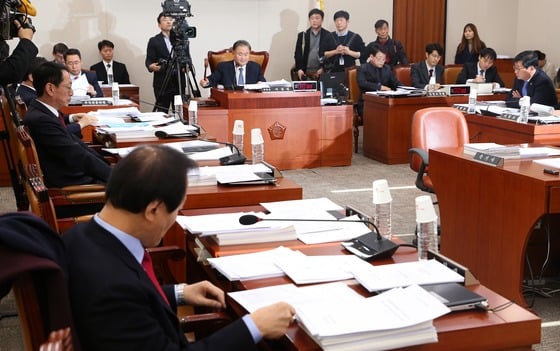 1일 서울 여의도 국회에서 열린 법제사법위원회 전체회의/사진=뉴스1