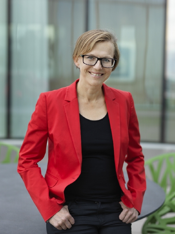 에릭슨이 과거 생산하던 휴대전화 모델들. 2011년 10월 소니가 에릭슨이 보유한 소니에릭슨 지분 100%를 인수하면서 에릭슨의 전화기 제조 시대가 막을 내렸다. /사진=하세린 기자