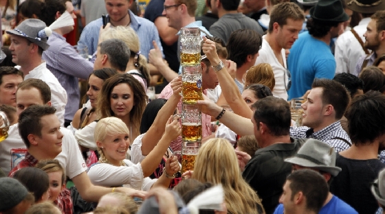 독일 뮌헨에셔 열리는 맥주 축제 '옥토버페스트'. 연간 700만명의 맥주 애호가들이 이 도시에 모인다.