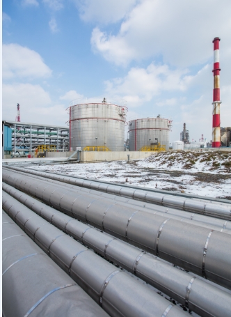 현대오일뱅크는 대산공장 인근 석유화학회사들과 공동 배관망을 구축해 스팀과 수소 등의 부산물을 거래해 에너지 생산 비용을 크게 절감하고 있다./사진제공=현대오일뱅크