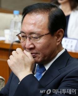 '삼겹살 불판론'의 노회찬 전 의원. 2015.6.10/뉴스1  <저작권자 © 뉴스1코리아, 무단전재 및 재배포 금지>