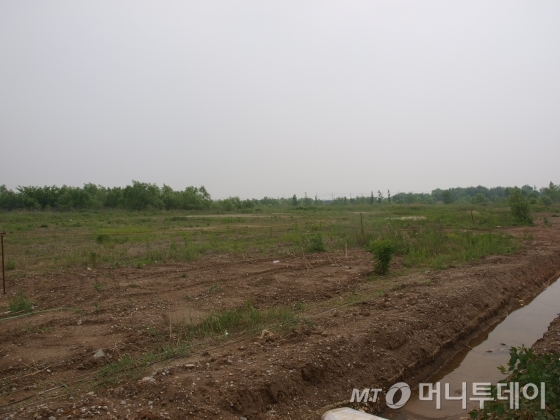 경기 고양시 일산동구 인근 'K 컬처밸리' 부지 모습. 사업비 1조4000억원 규모의 한류콘텐츠를 중심으로 한 신개념 복합테마파크로, 내년말 준공 예정이다. / 사진=송학주 기자
