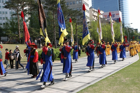 숭례문 파수의식 중 덕수궁 대한문에서의 순라행렬./사진=서울시