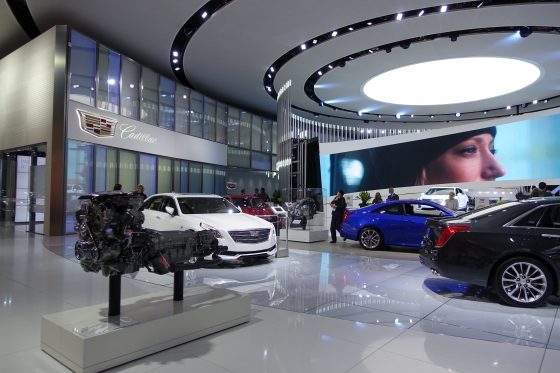 ↑ CT6가 공개된 2016 디트로이트 모터쇼 캐딜락 전시관/사진=장시복 기자