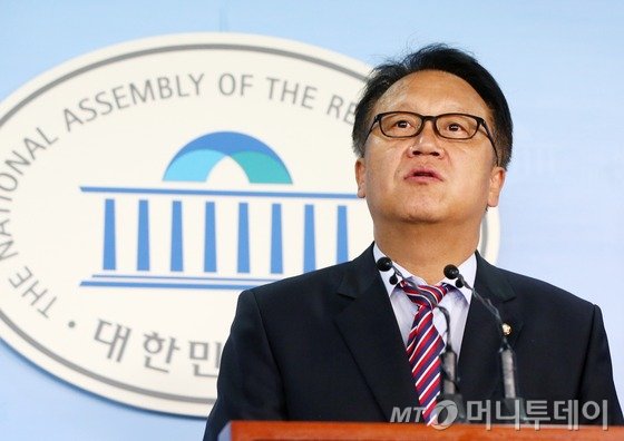 【수원=뉴시스】이정선 기자 = 경기지역 올해 1월 기준으로 29만5945명의 독거노인이 거주하고 있다. 만 65세 이상 전체 노인 인구 131만8882명 중 독거노인은 22.4%로 노인 5명 중 1명인 셈이다.
