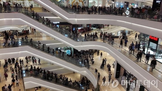 스타필드 하남 내부 쇼핑몰 전경. /사진=조철희 기자