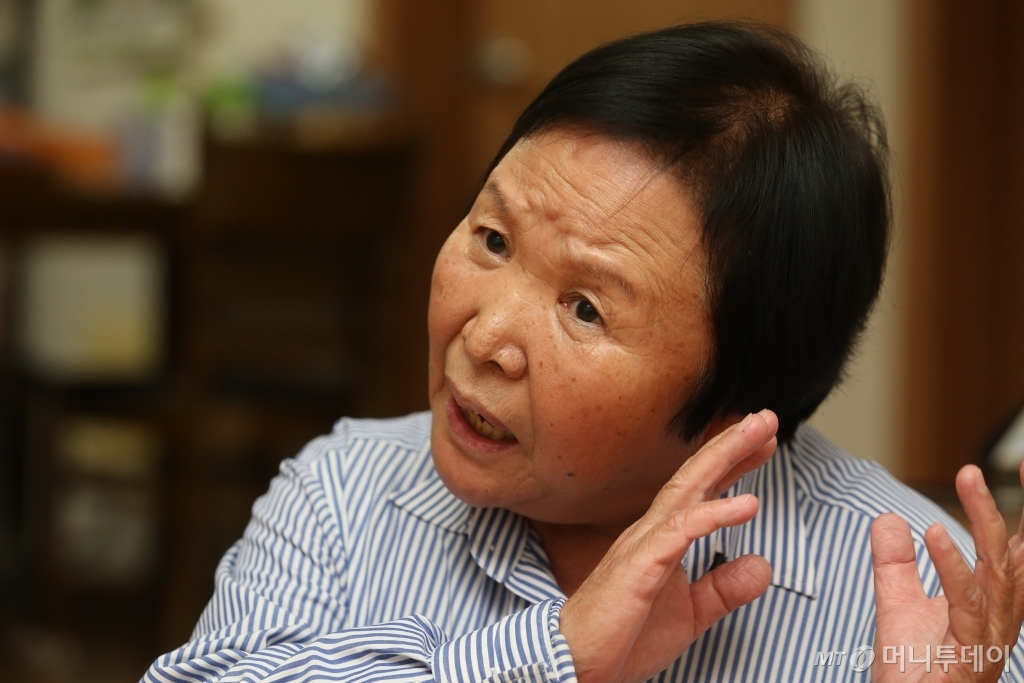 6.25때 아버지와 막내 동생이 죽은 뒤 김금옥씨는 "아들 노릇을 하겠다"고 어머니와 약속했다. 김씨는 가장 역할을 위해 사회 생활에 발을 내디뎠고, 어머니 곁을 지키기 위해 노처녀의 길도 함께 걸었다. /사진=이기범 기자