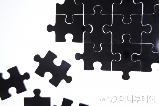 퍼즐 조각.