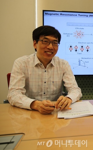 기초과학연구원(IBS) 나노의학 연구단 천진우 단장(연세대 화학과 특훈교수)/사진=IBS