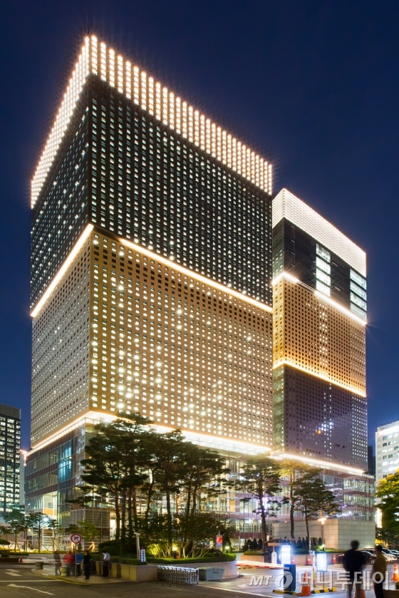 서울 종로구 디타워 야경/사진제공=대림산업