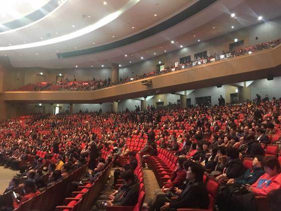 자유한국당 비전대회 현장. 당초 거의 가득찼던 1층이 홍준표 후보의 정견발표 후 휑 하다./사진=우경희 기자