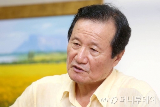 윤증현 전 기획재정부 장관/사진= 홍봉진 기자