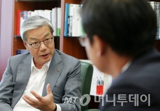 금융투자협회 황영기 회장 인터뷰