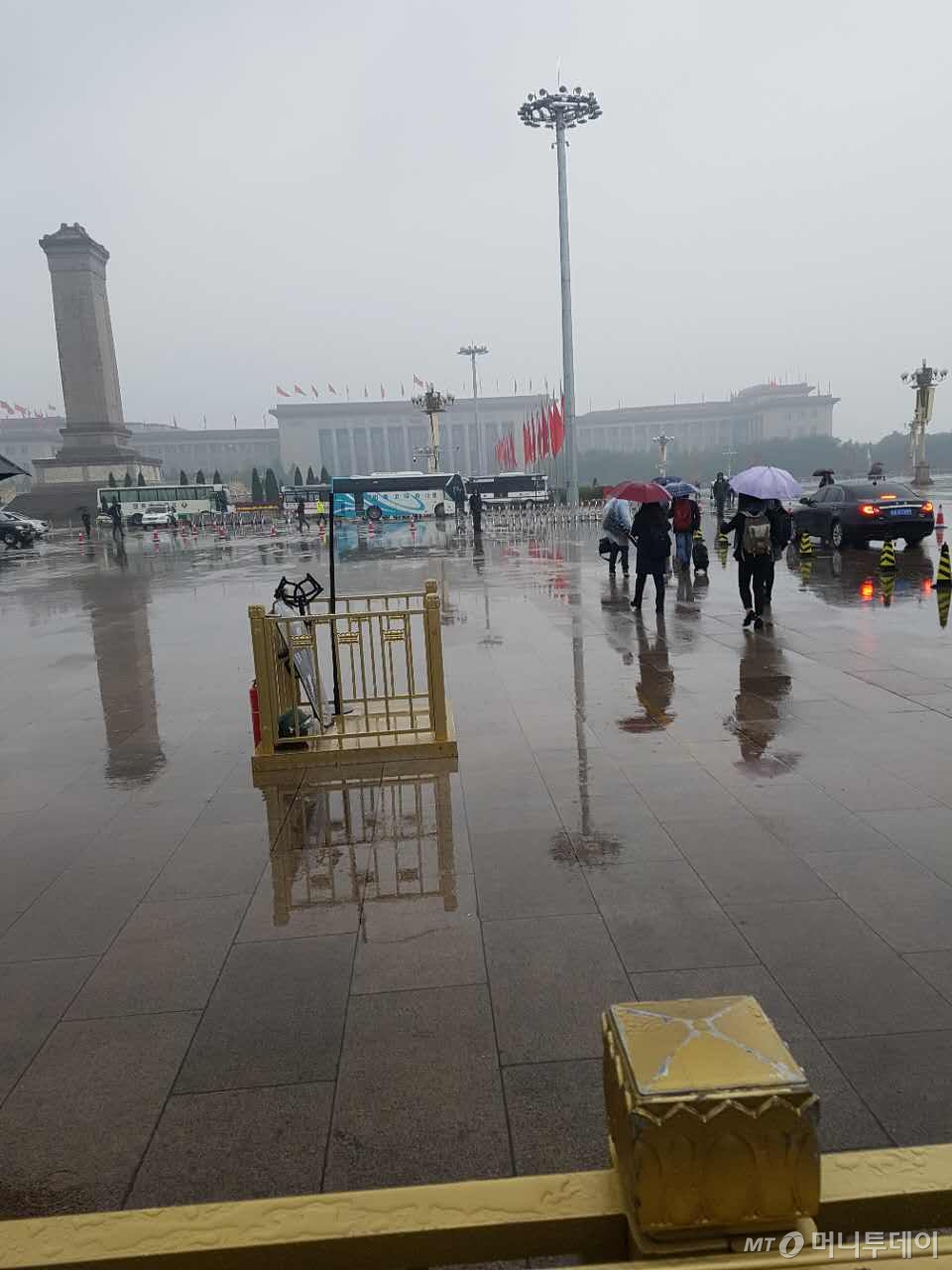 제 19차 중국공산당 전국대표대회(당 대회)가 열릴 인민대회당 모습./사진=진상현 베이징 특파원