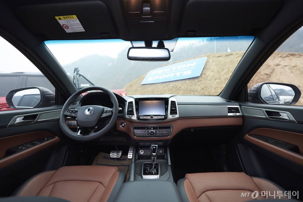 '렉스턴 스포츠' 내부/사진=쌍용자동차