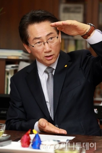 8일 서울 종로구청 구청장실에서 김영종 종로구청장 인터뷰를 진행했다./사진= 임성균 기자