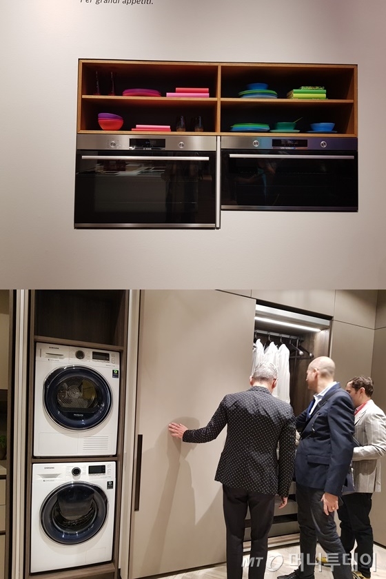 (위부터)보쉬는 오븐으로, 스카볼리니는 삼성전자의 세탁기를 활용해 지저분하게 튀어나오지 않는 가전을 선보였다./사진=김성은 기자