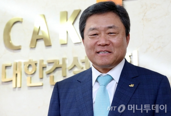 유주현 대한건설협회장/사진=홍봉진기자 honggga@