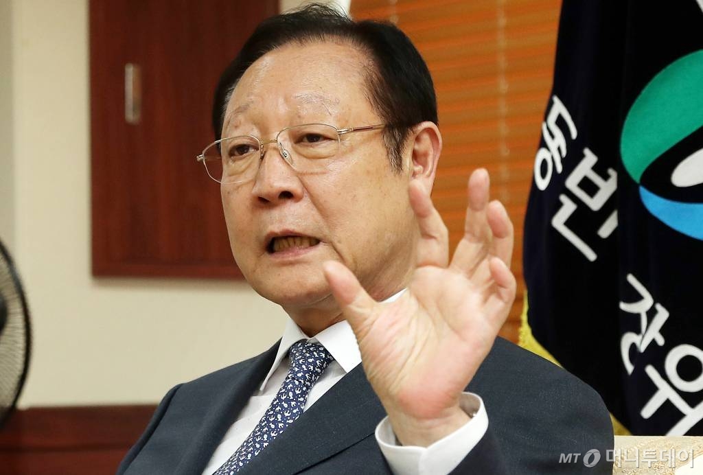 머투초대석 권기홍 동반성장위원회 위원장