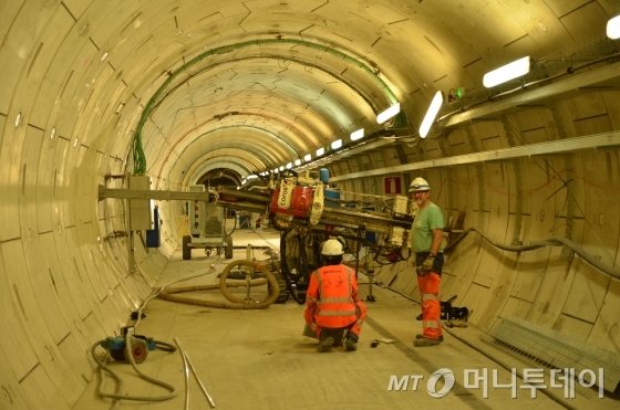 프랑스 그랑테스트 레지옹(region) 뫼즈 데파르트망(departement)의 뷰흐(Bure)에 위치한 사용후핵연료 심지층처분 지하연구시설(URL)에 위치한 처분터널(cell). 최종처분장에서는 이곳에 전용처분용기, 캐니스터로 차폐된 사용후핵연료가 보관된다./사진=유영호 기자