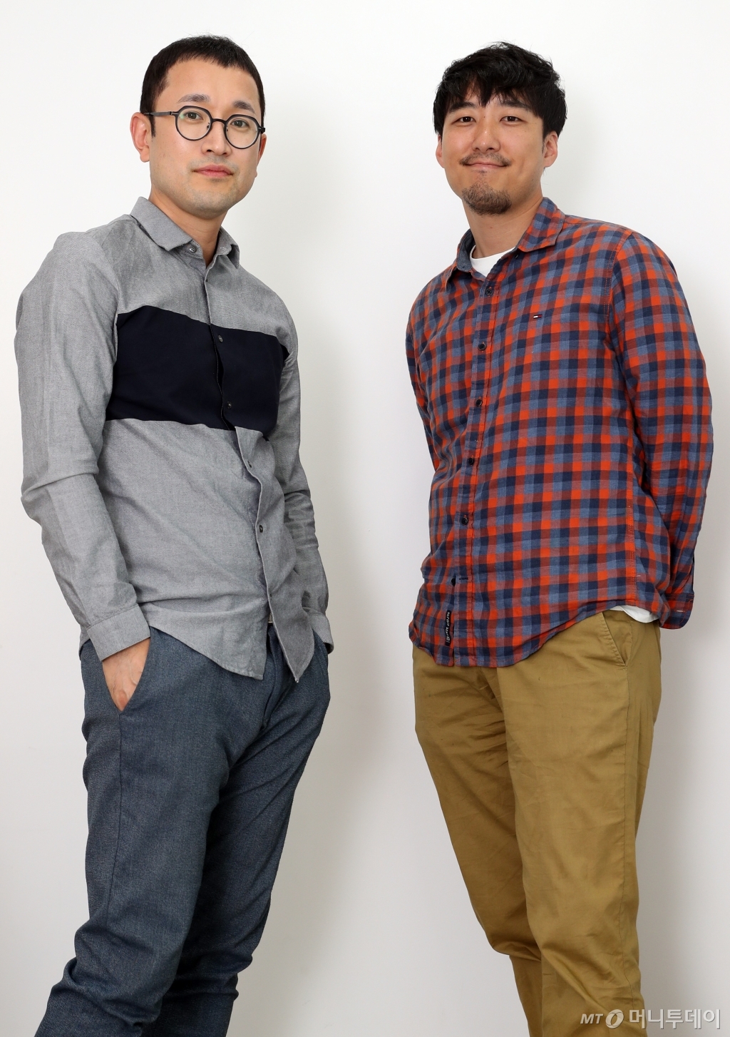 피아니스트 고희안(왼쪽)과 색소포니스트 신현필은 최근 내놓은 음반 '디어, 쇼팽'을 통해 쇼팽의 작곡 과정에 들어가 즉흥 연주로 새로운 결과물을 만들어보고 싶다고 말했다. 단 두 사람이 참여한 음반은 서로가 때론 솔로이스트로, 때론 리듬 연주자로 역할을 바꿔가는 연주로 완성도를 높였다. /사진=이기범 기자