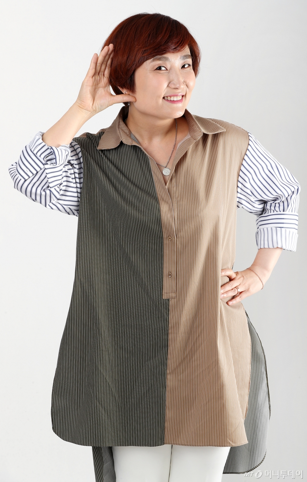 박경림은 2000년대 초반 인기 정점에 올랐을 때 돌연 유학길에 올랐다. 귀국 후 예전의 인기를 회복하지 못하고 결혼과 출산 등으로 방송과 점점 멀어졌다. 박경림은 "결혼한지 11년쯤 지나니, 조금 편해졌다"며 "11년 만에 재도약을 꿈꾸고 있다"고 활짝 웃었다. /사진=홍봉진 기자