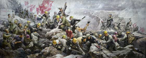 윤건, 왕광국, 남성일, 정별, 김현욱, 백일광, 림주성, <청년돌격대>, 2016, 조선화, 212x524cm