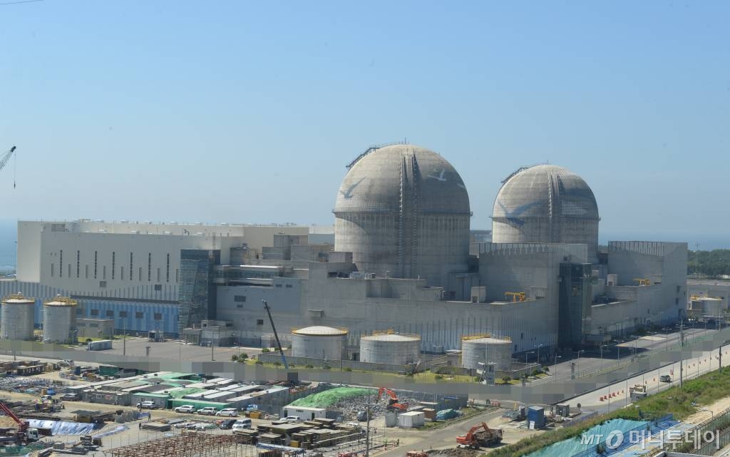 울산시 울주군 서생면 새울원자력본부가 25일 가동을 앞두고 있는 신고리 4호기 공개행사를 가지고 있다. 사진은 신고리 3,4호기 전경. 2018.07.25. /사진=뉴시스