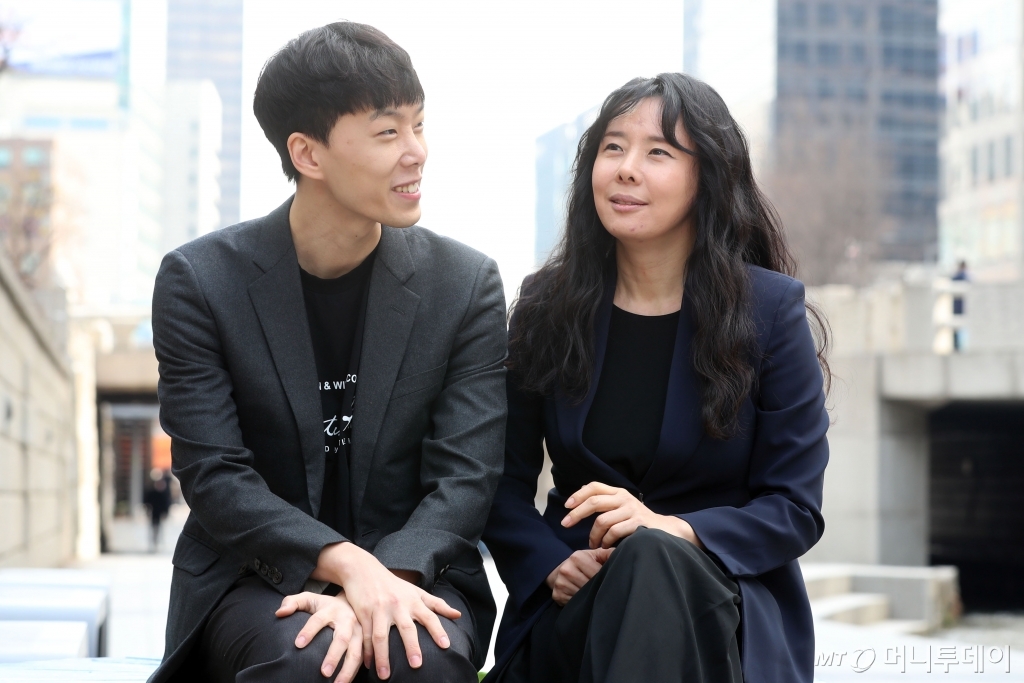 현대무용단 LDP 올해 공연에 안무가로 활약하는 윤나라-정지윤 안무가. /사진=임성균 기자