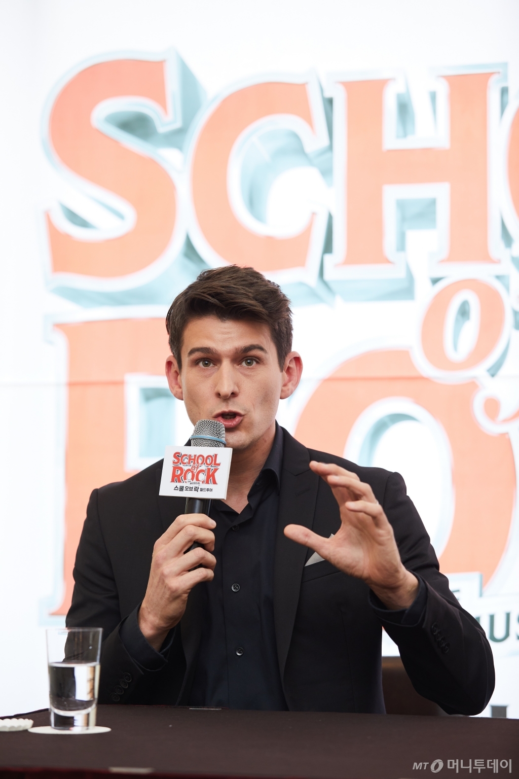 뮤지컬 '스쿨 오브 락'의 안무 및 연출을 맡은 패트릭 오닐. /사진제공=에스앤코