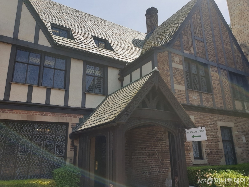 고(故) 조양호 한진그룹 회장이 '엠바밍'(Embalming·시신방부처리) 후 임시안치될 것으로 알려진 미국 캘리포니아주 글렌데일시 소재 장례업체 '포레스트 론 글렌데일' 영안실/ 사진=이상배 뉴욕특파원